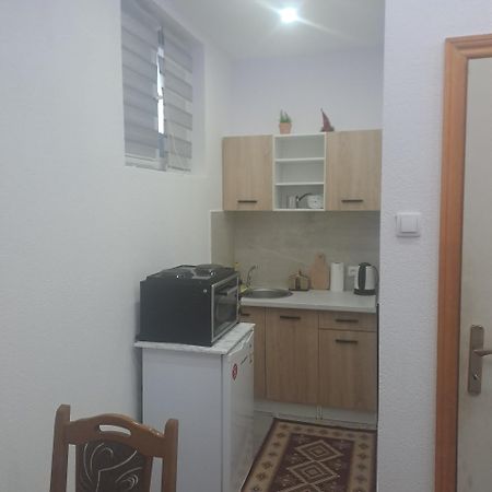 Apartmani Kosjerina 特雷比涅 外观 照片